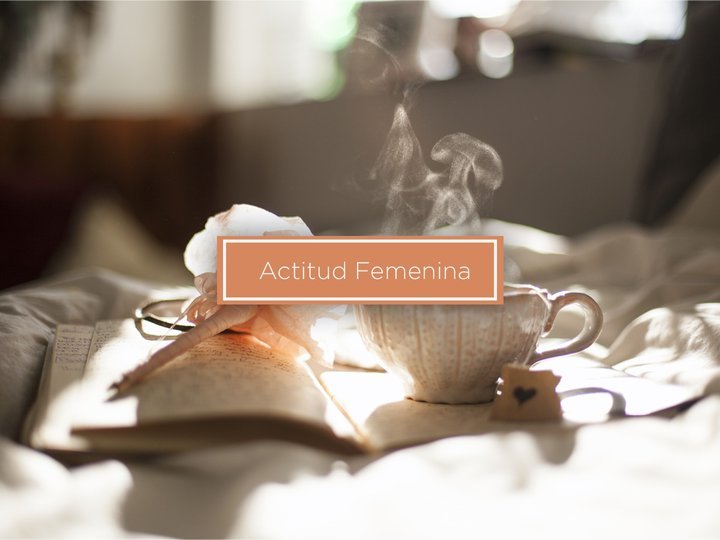 Actitud Femenina